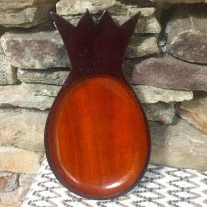 Wood Pineapple Tiki Luau